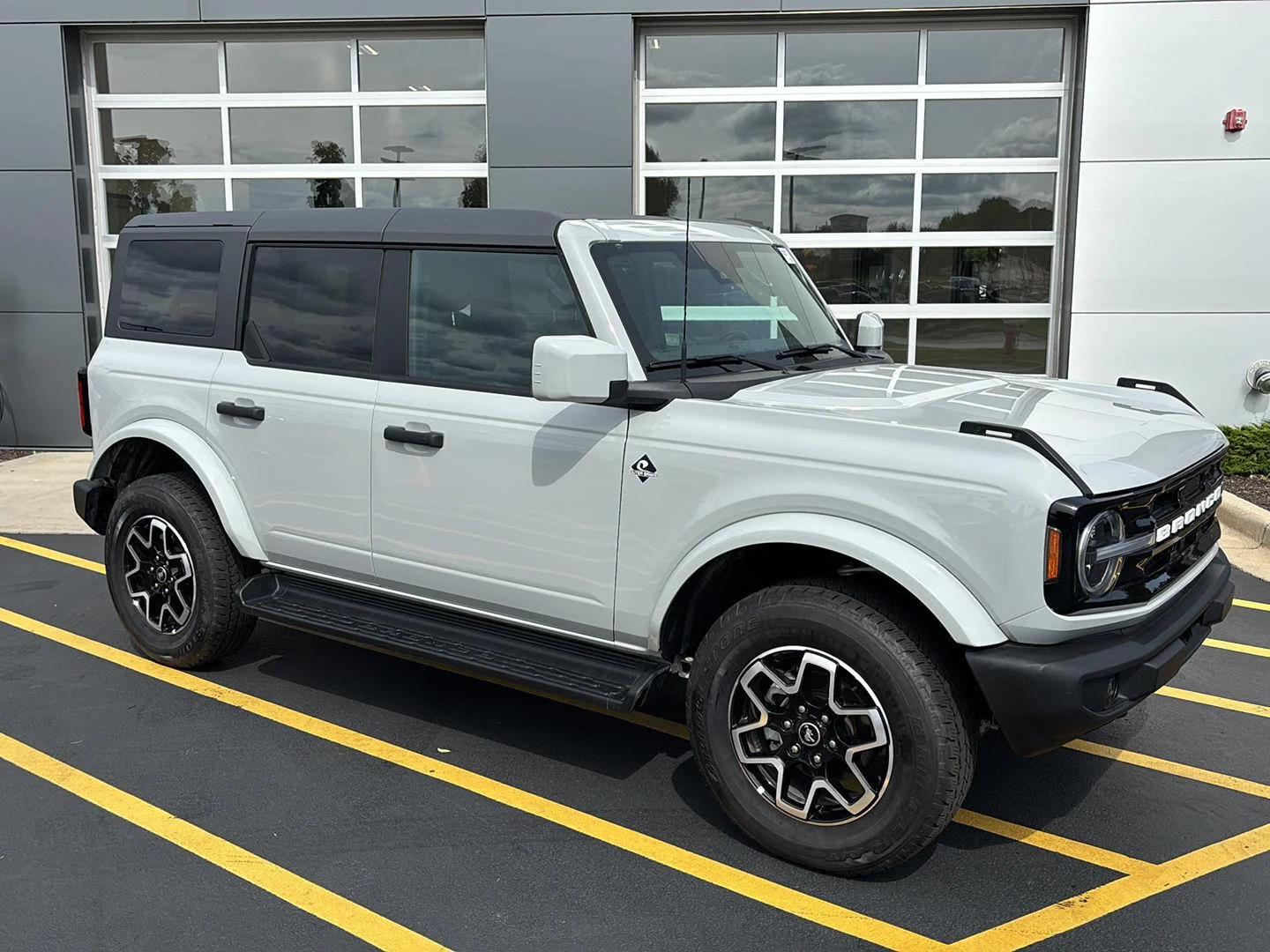 ford bronco 4-door 2026 1FMDE8BH4TLA40617 image ford bronco 4-door 2026 1FMDE8BH4TLA40617 image